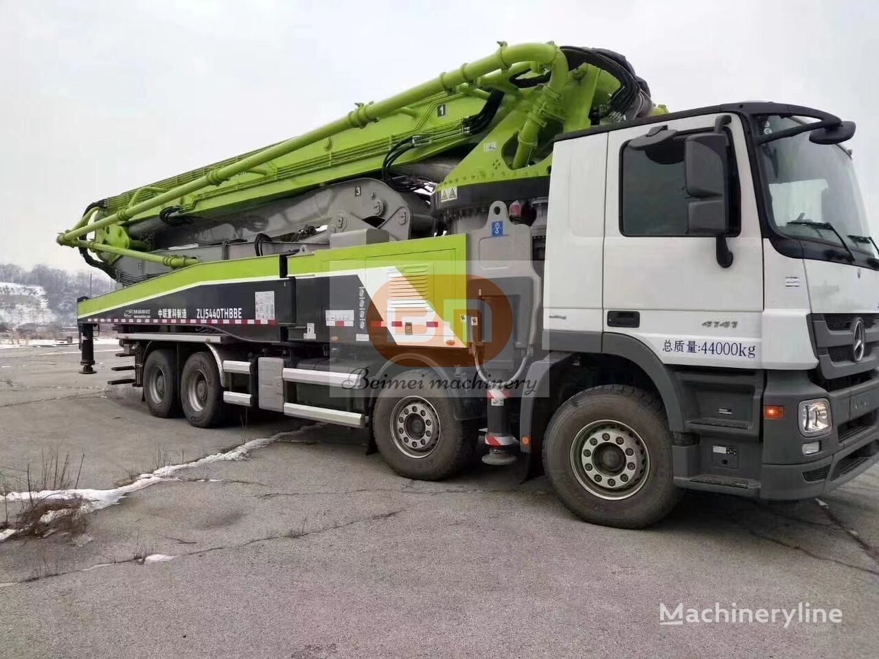 Zoomlion 2019 brand New 56m  en el chasis Mercedes-Benz Actros 4144 bomba de hormigón nueva