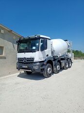 Liebherr ASMIXER ASM 9 M3 en el chasis Mercedes-Benz Arocs 3240 camión hormigonera nueva