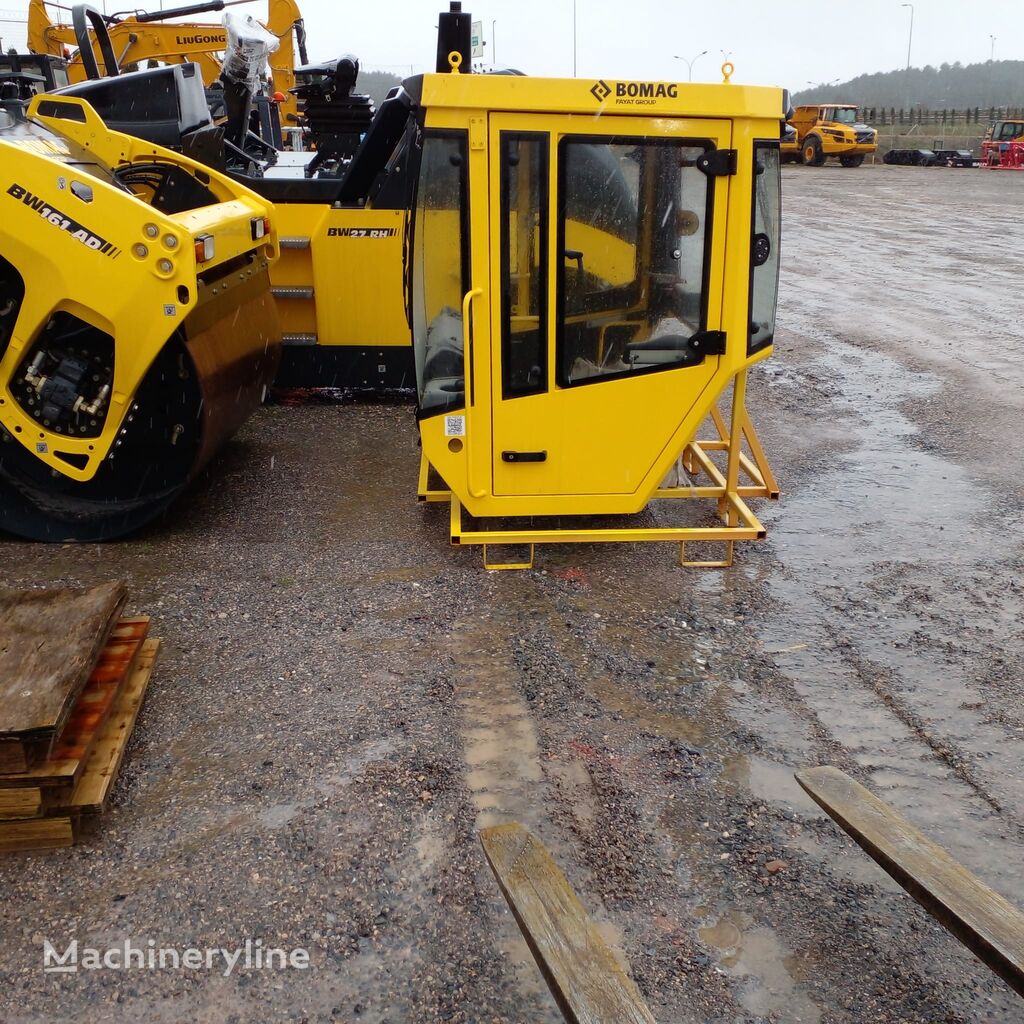 BOMAG BW 161 AD-4 compactador de asfalto nuevo