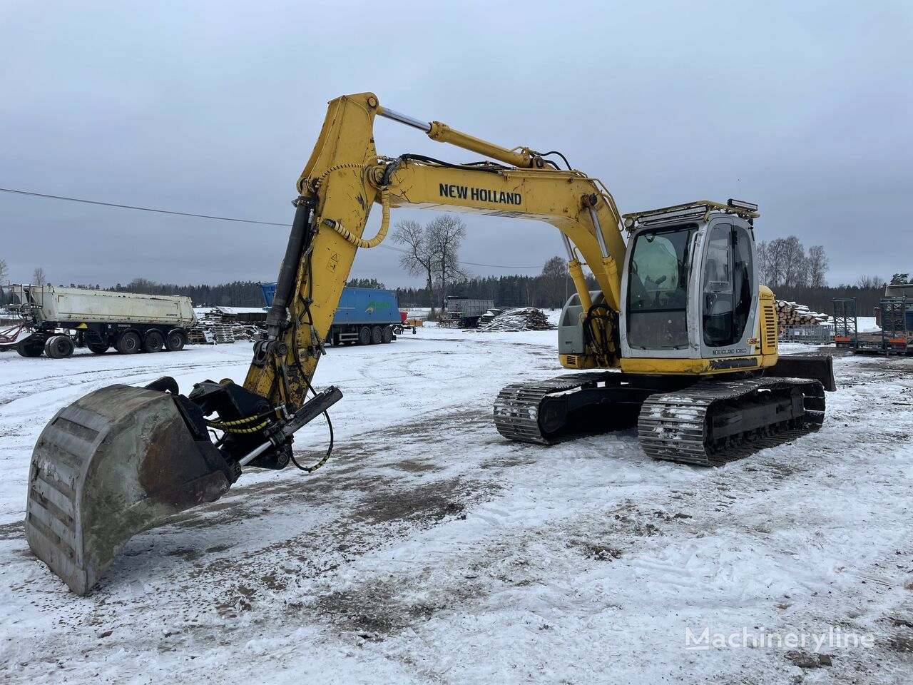 New Holland E135 SR  excavadora de cadenas