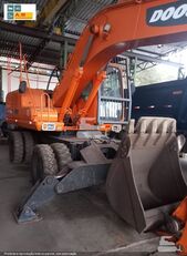 DOOSAN DX180LC excavadora de ruedas