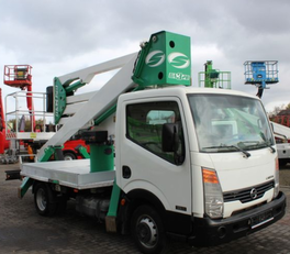 NISSAN Cabstar plataforma sobre camión